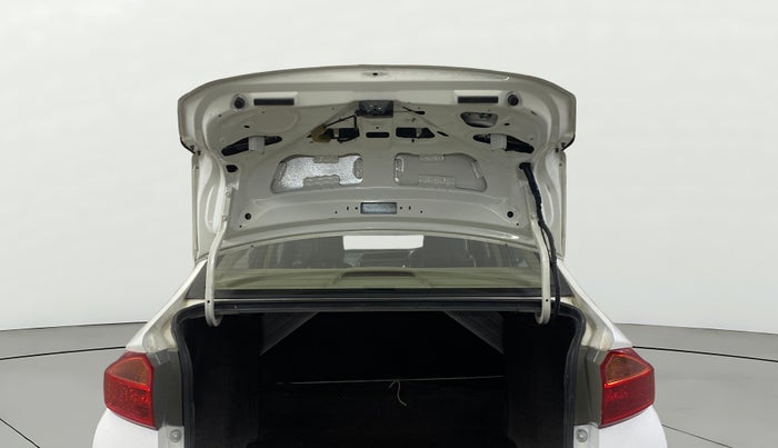 2015 Honda City 1.5L I-VTEC SV, Petrol, Manual, 1,19,821 km, Boot Door Open