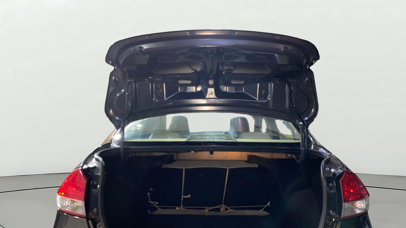 2014 Maruti Ciaz VXI, Petrol, Manual, 45,312 km, Boot Door Open