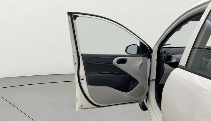 2023 Hyundai GRAND I10 NIOS MAGNA 1.2 KAPPA VTVT CNG, CNG, Manual, 31,626 km, LHS Front Door