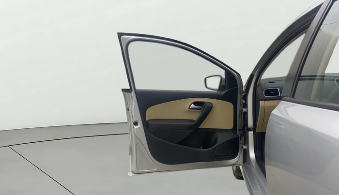 2015 Volkswagen Polo HIGHLINE1.2L, Petrol, Manual, 36,832 km, LHS Front Door