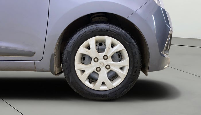 2015 Hyundai Grand i10 SPORTZ 1.2 KAPPA VTVT, CNG, Manual, 52,972 km, Right Front Wheel