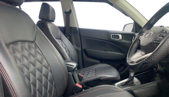 2019 Hyundai VENUE S 1.0 TURBO DCT, Petrol, Automatic, 56,623 km, Right Side Front Door Cabin