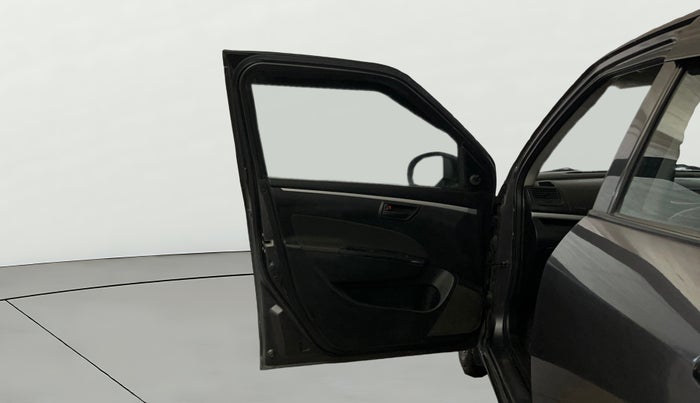 2016 Maruti Swift LXI (O), Petrol, Manual, 72,548 km, LHS Front Door