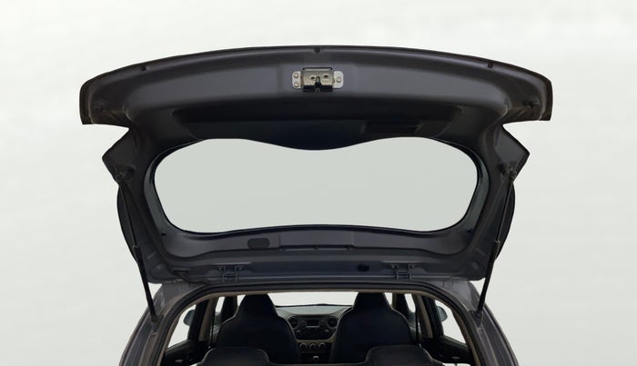 2018 Hyundai Grand i10 MAGNA 1.2 KAPPA VTVT, Petrol, Manual, 27,208 km, Boot Door Open