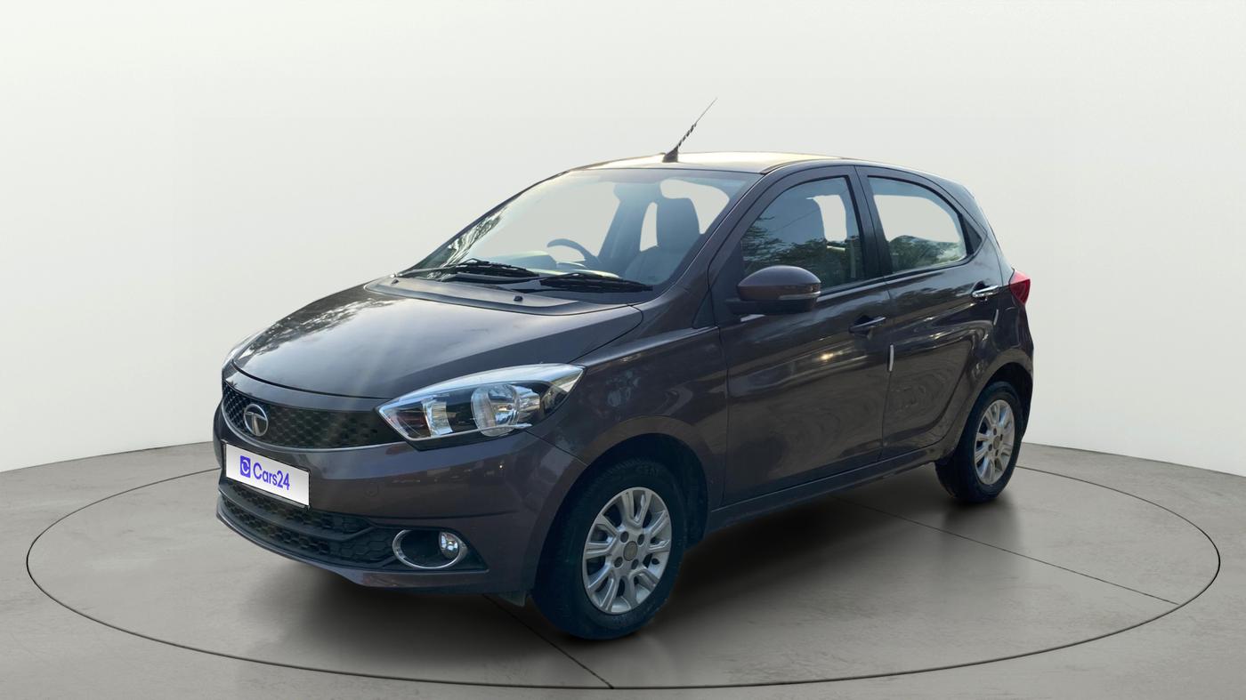 2018 Tata Tiago XZ PETROL, Petrol, Manual, 27,226 km, Left Front Diagonal