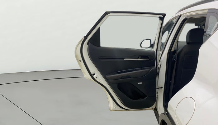 2020 KIA SONET GTX PLUS 1.0 IMT, Petrol, Manual, 52,368 km, LHS Rear Door