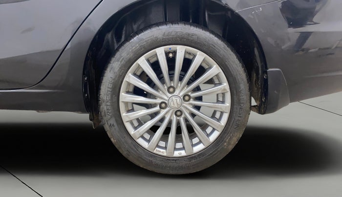 2015 Maruti Ciaz ZDI, Diesel, Manual, 1,17,422 km, Left Rear Wheel