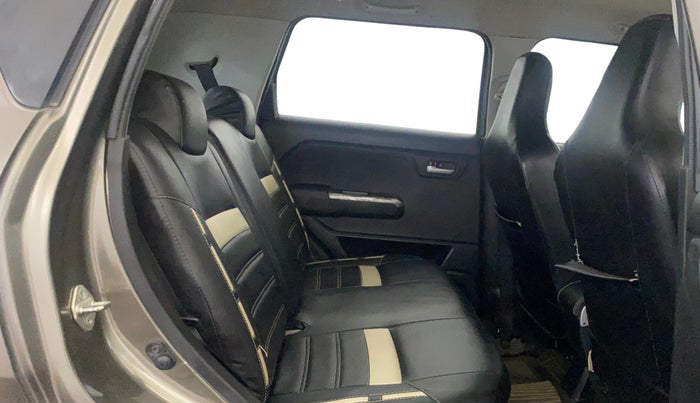 2019 Maruti New Wagon-R ZXI 1.2, Petrol, Manual, 42,205 km, Right Side Rear Door Cabin