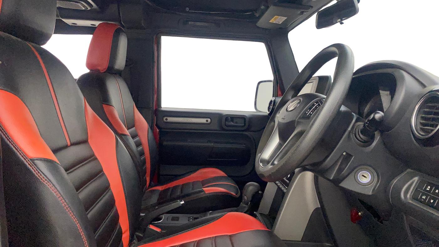 2021 Mahindra Thar LX  P 4WD AT CONVERTIBLE, Petrol, Automatic, 40,573 km, Right Side Front Door Cabin
