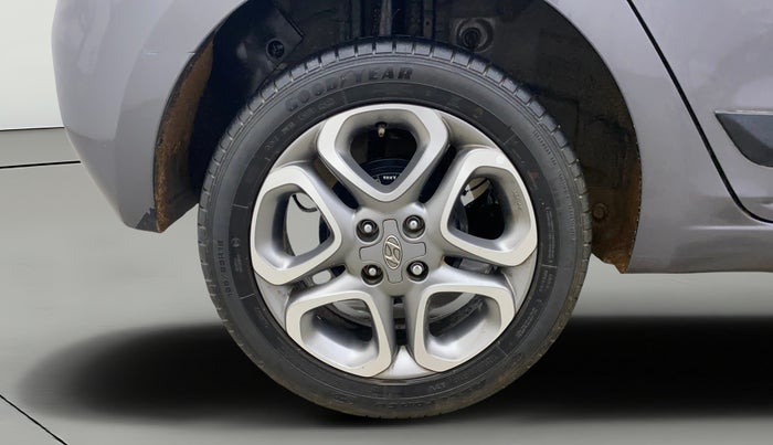 2020 Hyundai Elite i20 ASTA 1.2 (O), Petrol, Manual, 28,239 km, Right Rear Wheel