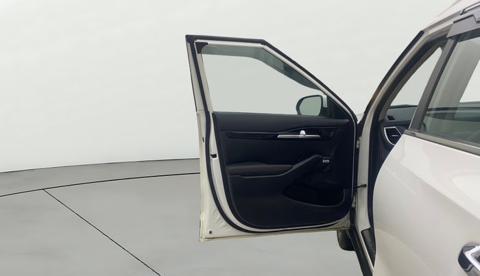 2021 KIA SELTOS GTX PLUS AT 1.5 DIESEL, Diesel, Automatic, 73,823 km, LHS Front Door