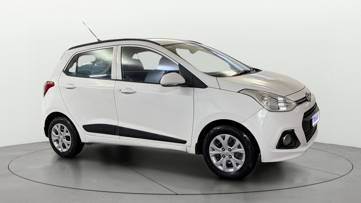 2016 Hyundai Grand i10 SPORTZ 1.2 KAPPA VTVT, Petrol, Manual, 77,669 km, Right Front Diagonal