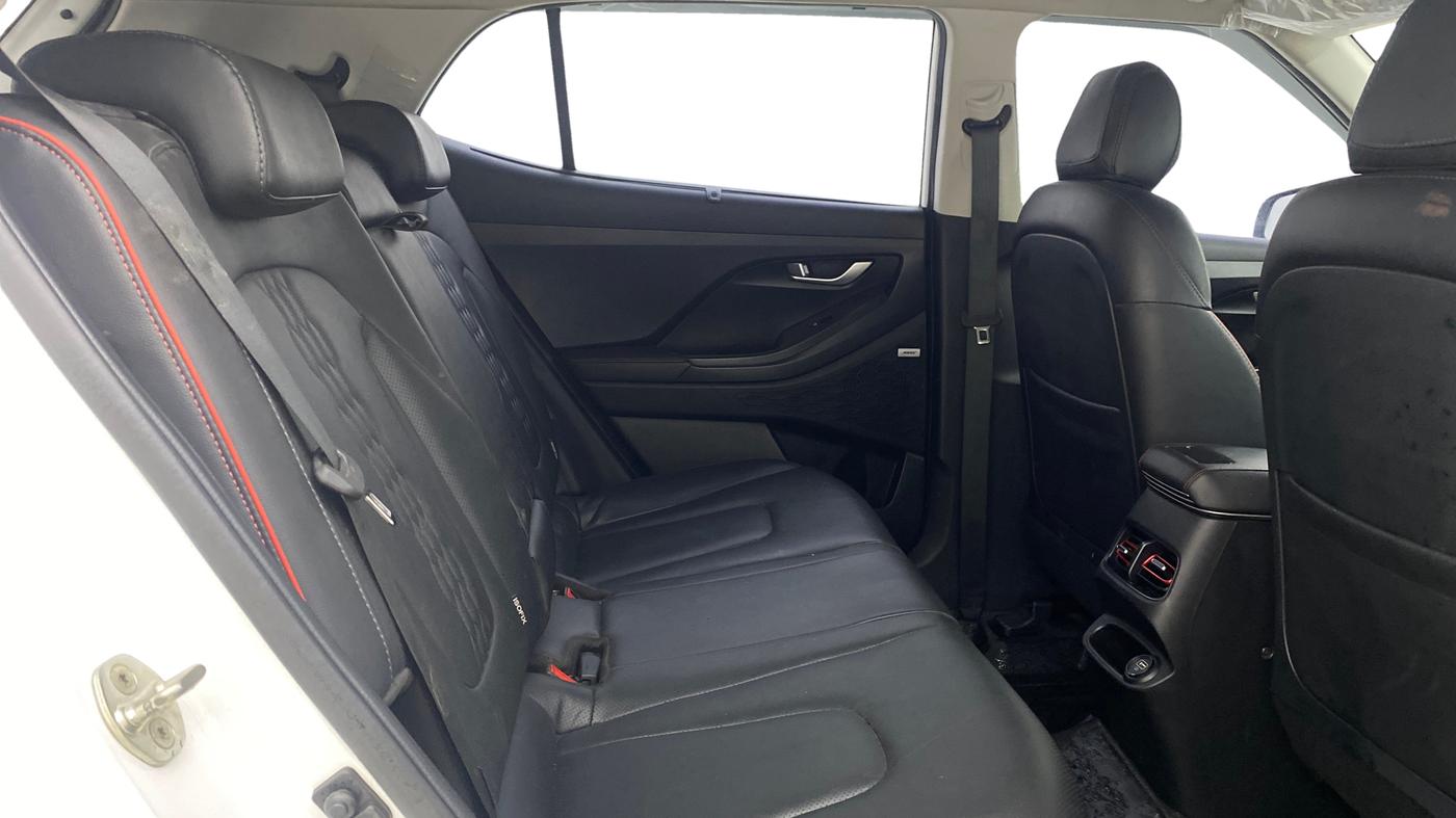 2021 Hyundai Creta SX (O) 1.4 TURBO DCT, Petrol, Automatic, 1,01,108 km, Right Side Rear Door Cabin