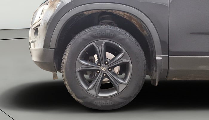 2020 Tata Harrier XZA 2.0L DARK EDITION, Diesel, Automatic, 1,17,325 km, Left Front Wheel