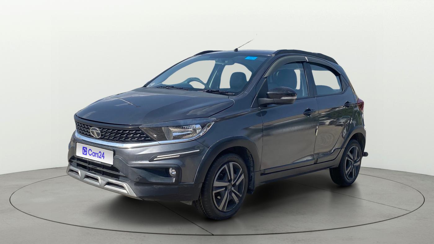 2022 Tata TIAGO NRG XZ MT, Petrol, Manual, 27,912 km, Left Front Diagonal