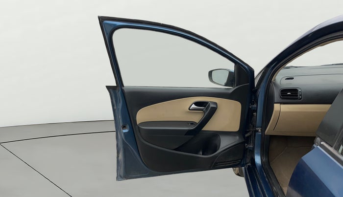 2017 Volkswagen Ameo COMFORTLINE 1.2L, Petrol, Manual, 87,143 km, LHS Front Door