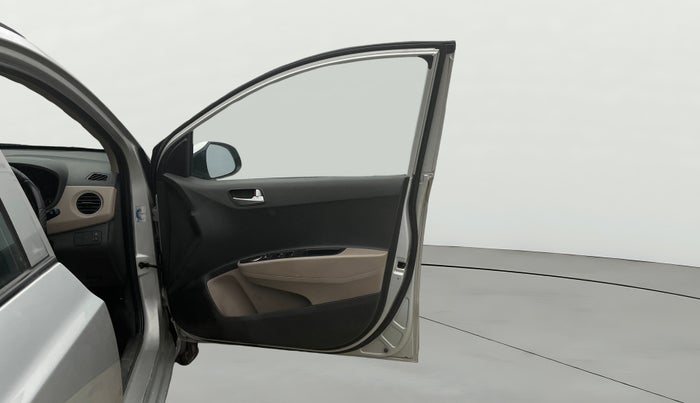 2016 Hyundai Grand i10 SPORTZ 1.2 KAPPA VTVT, Petrol, Manual, 67,082 km, RHS Front Door