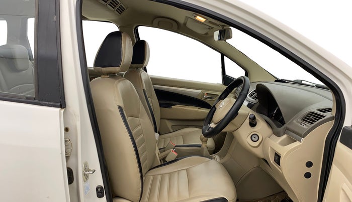 2015 Maruti Ertiga VXI, CNG, Manual, 77,466 km, Right Side Front Door Cabin