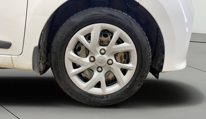 2019 Hyundai Grand i10 MAGNA 1.2 KAPPA VTVT, CNG, Manual, 1,12,058 km, Right Front Wheel