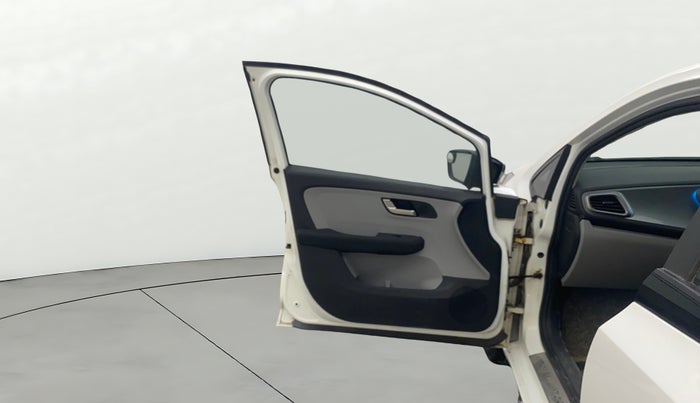 2020 Tata ALTROZ XZ PETROL, Petrol, Manual, 18,468 km, LHS Front Door