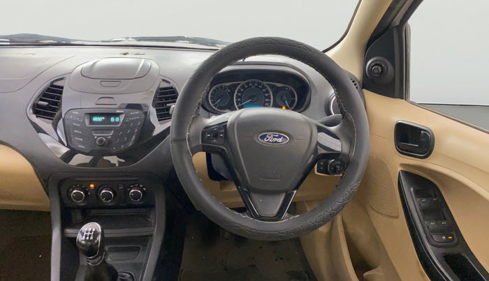 2015 Ford Figo Aspire TREND 1.2 PETROL, Petrol, Manual, 99,364 km, Steering Wheel Close Up