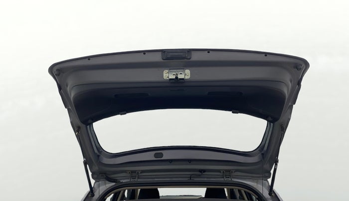 2017 Hyundai Elite i20 ASTA 1.2 (O), Petrol, Manual, 26,246 km, Boot Door Open