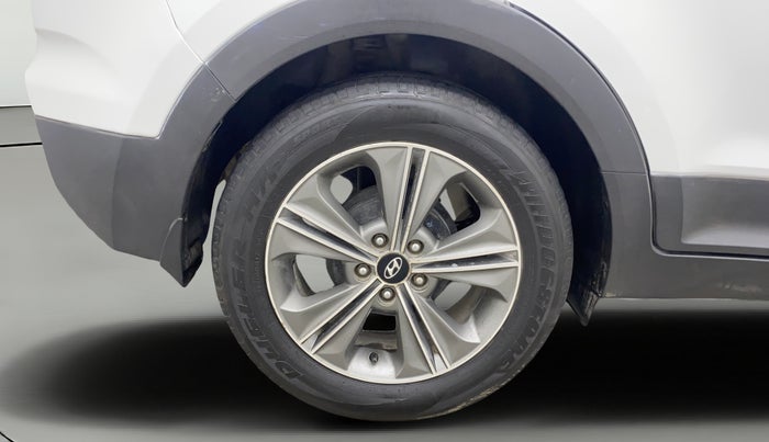 2018 Hyundai Creta SX PLUS AT 1.6 DIESEL, Diesel, Automatic, 1,22,910 km, Right Rear Wheel