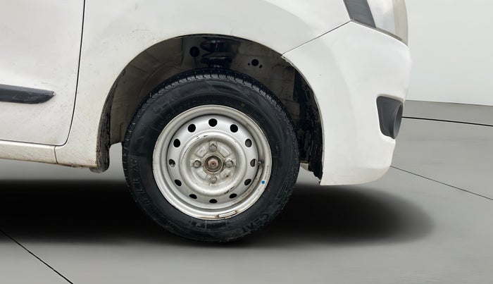 2014 Maruti Wagon R 1.0 LXI, Petrol, Manual, 54,550 km, Right Front Wheel