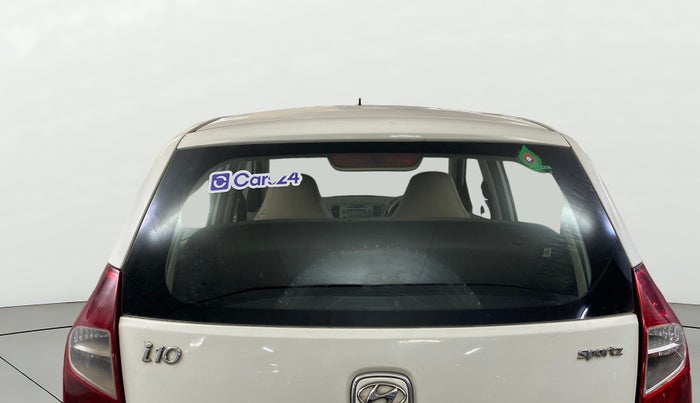 2016 Hyundai i10 SPORTZ 1.1, CNG, Manual, 64,201 km, Rear Windshield