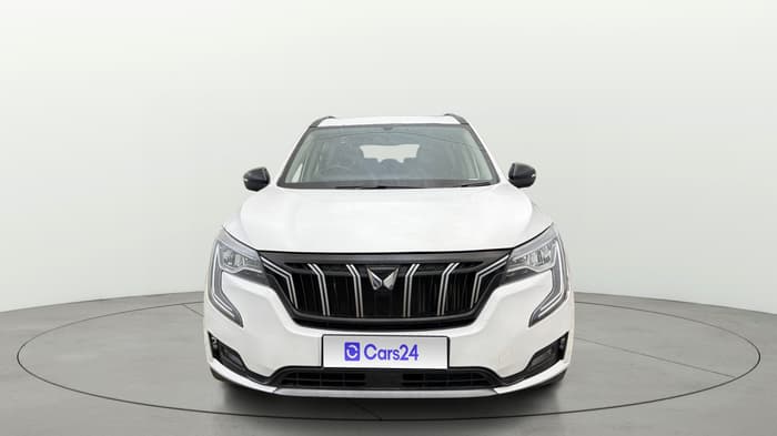 2024 Mahindra XUV700 AX 5 P MT 7 STR, Petrol, Manual, 61,483 km, Front