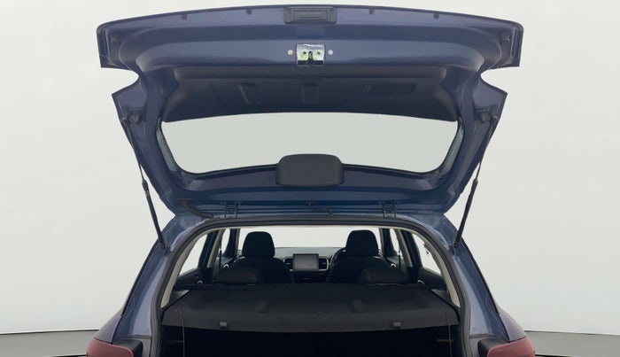 2021 Hyundai VENUE SX 1.5 (O) EXECUTIVE CRDI, Diesel, Manual, 15,975 km, Boot Door Open