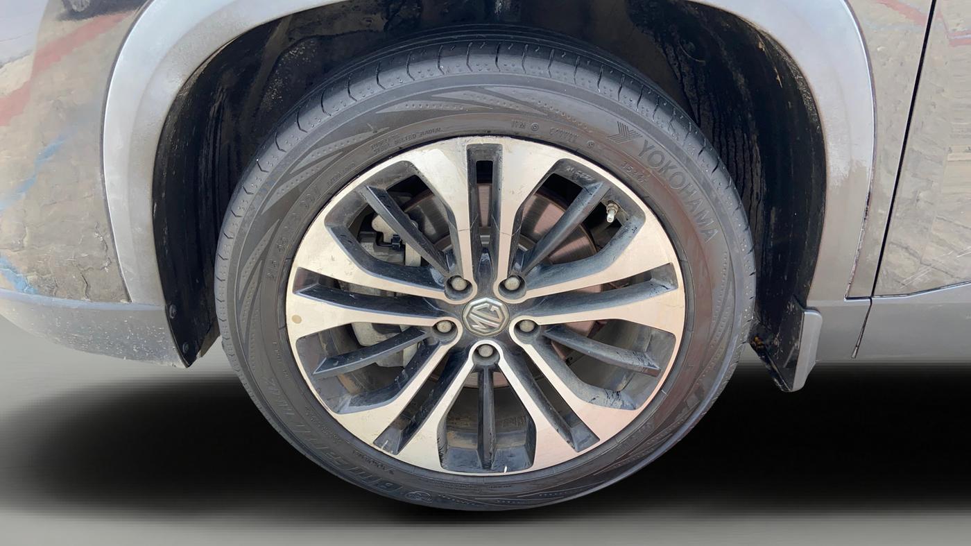 2021 MG HECTOR PLUS SHARP 1.5 PETROL TURBO CVT 6-STR, Petrol, Automatic, 58,694 km, Left Front Wheel
