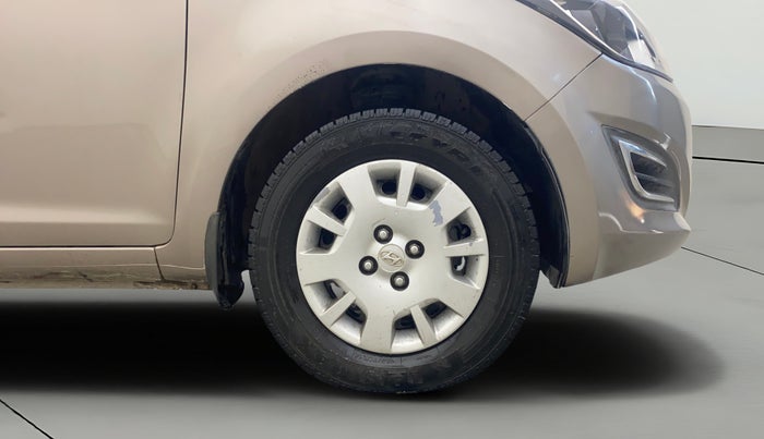 2012 Hyundai i20 MAGNA 1.4 CRDI, Diesel, Manual, 1,49,760 km, Right Front Wheel