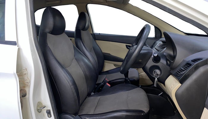 2013 Hyundai Eon ERA +, Petrol, Manual, 52,361 km, Right Side Front Door Cabin