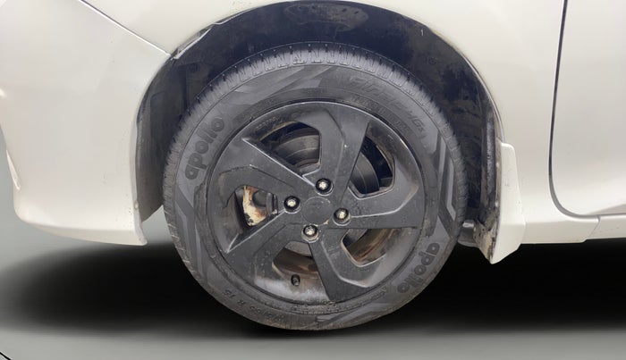 2016 Honda City 1.5L I-DTEC V, Diesel, Manual, 1,11,970 km, Left Front Wheel
