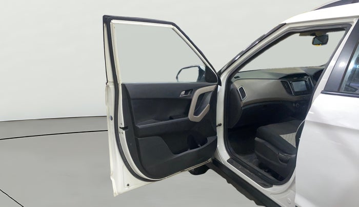 2016 Hyundai Creta SX PLUS 1.6 PETROL, Petrol, Manual, 79,599 km, LHS Front Door