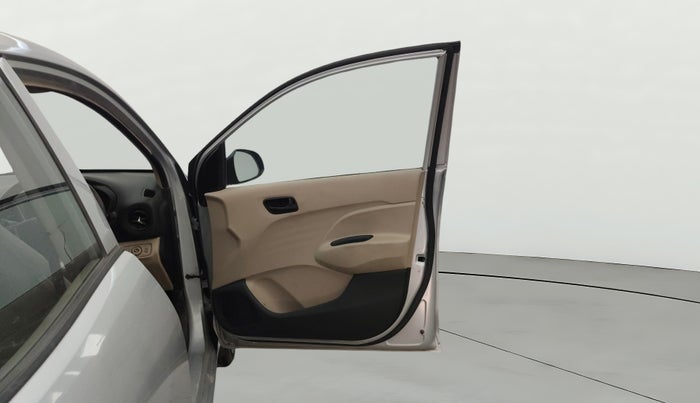 2020 Hyundai NEW SANTRO SPORTZ CNG, CNG, Manual, 44,345 km, RHS Front Door