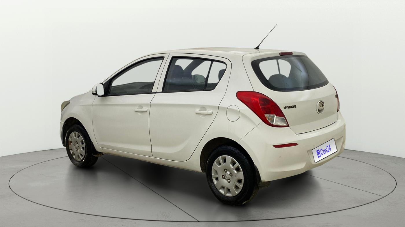 2012 Hyundai i20 MAGNA 1.2, Petrol, Manual, 64,466 km, Left Back Diagonal
