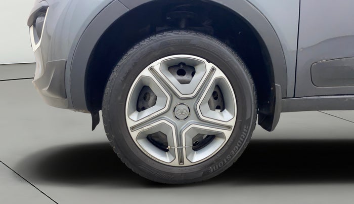 2018 Tata NEXON XM PETROL, Petrol, Manual, 72,439 km, Left Front Wheel