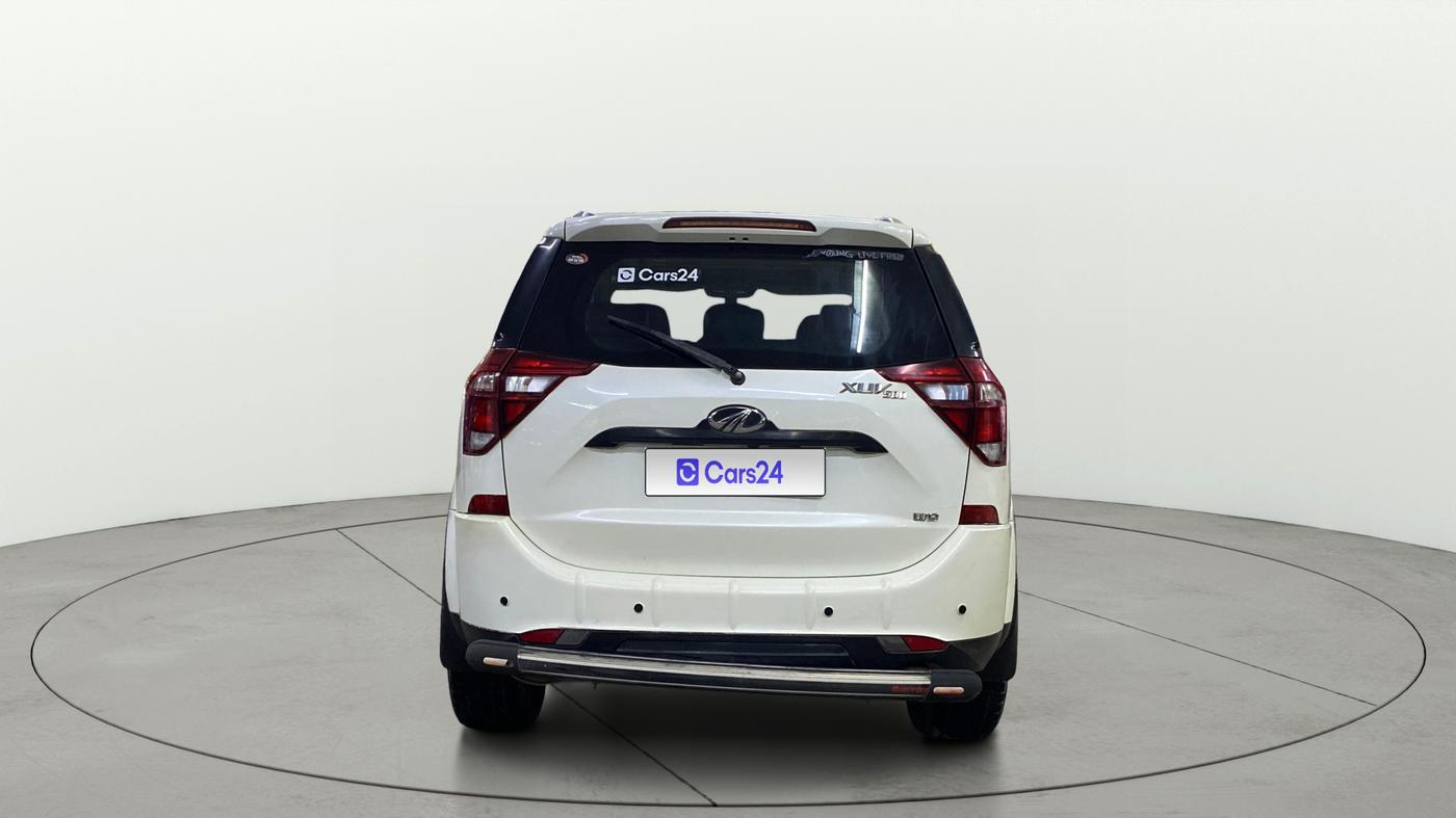 2019 Mahindra XUV500 W9, Diesel, Manual, 77,303 km, Back/Rear