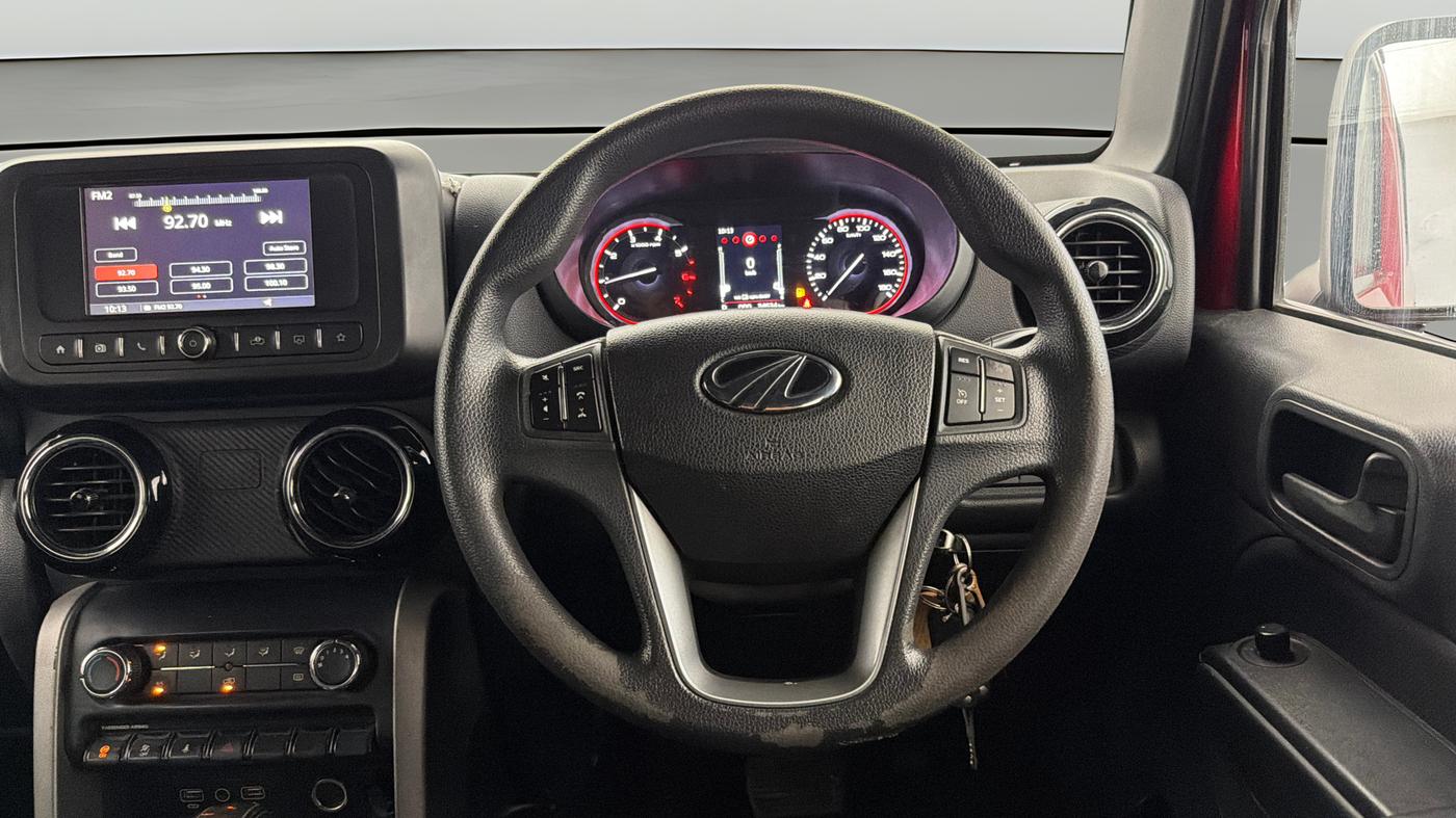 2021 Mahindra Thar LX PETROL HT 4WD AT, Petrol, Automatic, 34,634 km, Steering Wheel Close Up