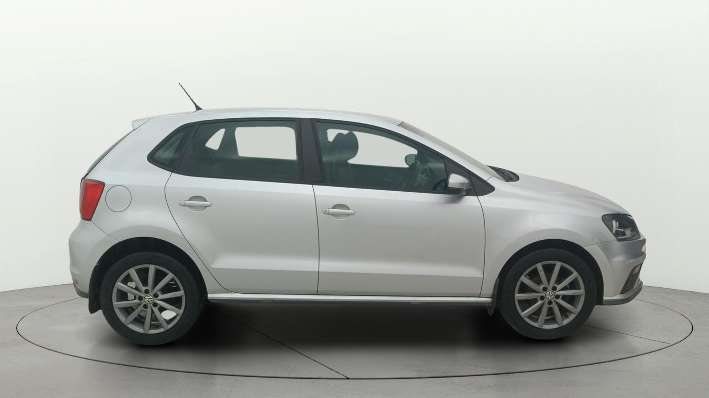 2021 Volkswagen Polo HIGHLINE PLUS 1.0, Petrol, Manual, 1,08,645 km, Right Side View