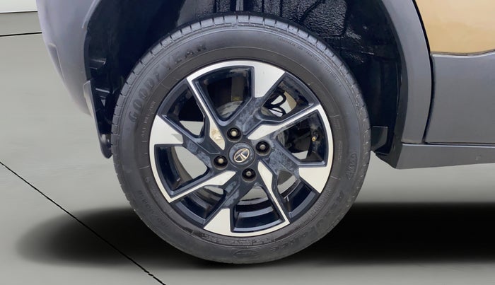 2022 Tata PUNCH ACCOMPLISHED AMT, Petrol, Automatic, 53,245 km, Right Rear Wheel