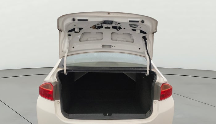 2014 Honda City 1.5L I-VTEC SV, Petrol, Manual, 1,43,914 km, Boot Door Open