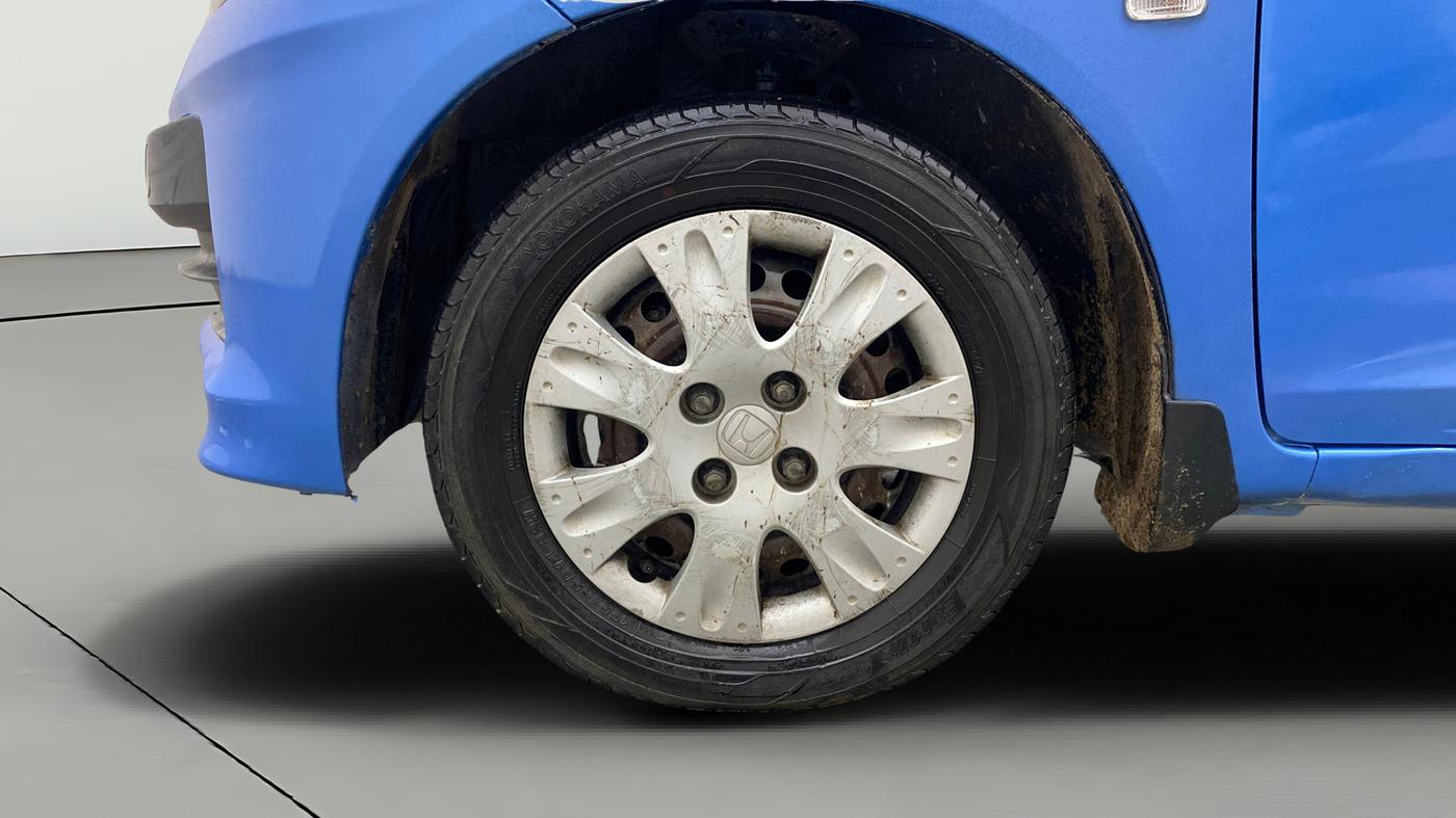 2014 Honda Brio S MT, Petrol, Manual, 62,077 km, Left Front Wheel