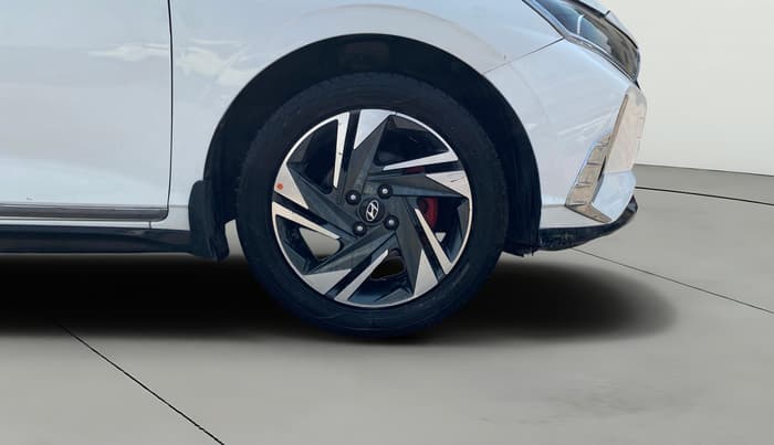 2021 Hyundai NEW I20 ASTA (O) 1.2 MT, Petrol, Manual, 1,34,714 km, Right Front Wheel