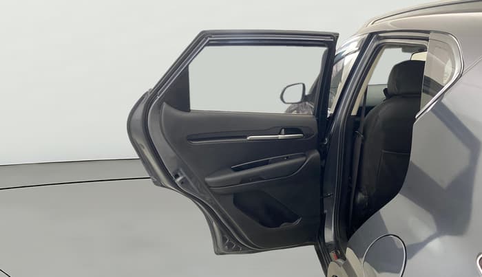 2022 KIA SONET HTK PLUS 1.0 IMT, Petrol, Manual, 25,603 km, LHS Rear Door