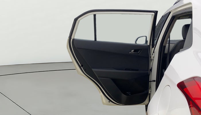 2017 Hyundai Creta SX PLUS AT 1.6 DIESEL, Diesel, Automatic, 1,11,615 km, LHS Rear Door