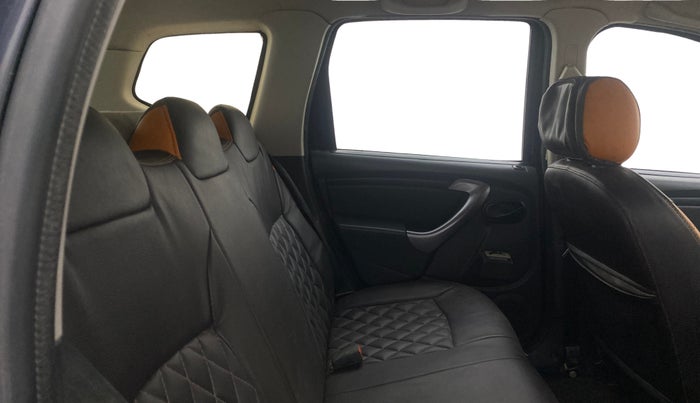 2014 Renault Duster 85 PS RXE DIESEL, Diesel, Manual, 1,22,542 km, Right Side Rear Door Cabin