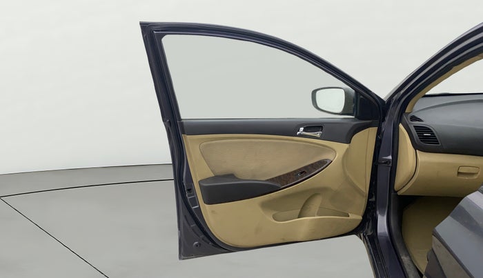 2014 Hyundai Verna FLUIDIC 1.6 CRDI SX AT, Diesel, Automatic, 81,531 km, LHS Front Door